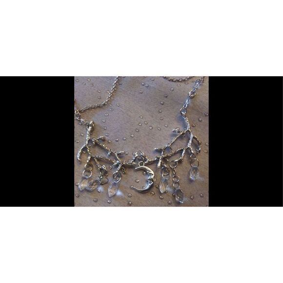 Beautiful woodland forest inspired moon-droplets Silver branch necklace - Picture 4 of 8